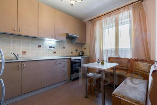 1k apartment in m.Komendantskii prospekt, Saint Petersburg - apartment by the day