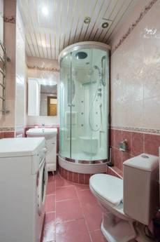 1k apartment in m.Komendantskii prospekt, Saint Petersburg - apartment by the day