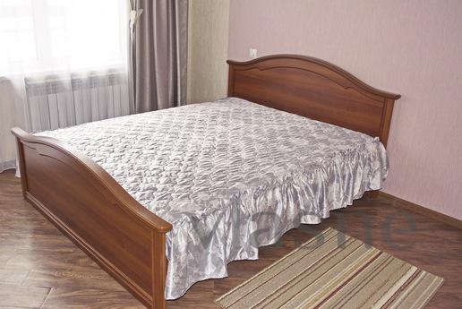 October district. Clean and comfortable. Refrigerator, TV, d