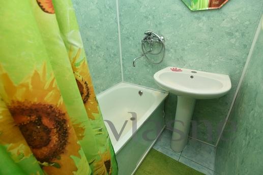 1k. square-ra in the center of Yekaterin, Yekaterinburg - apartment by the day