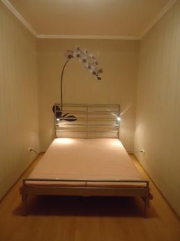 2 bedroom apartment in the heart of Lenin Avenue 10. 3rd flo
