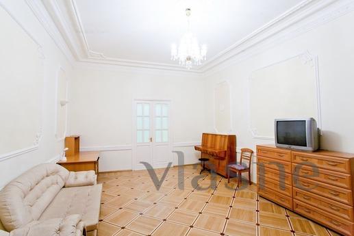 APARTMENT IN THE HEART discount factor, Saint Petersburg - apartment by the day