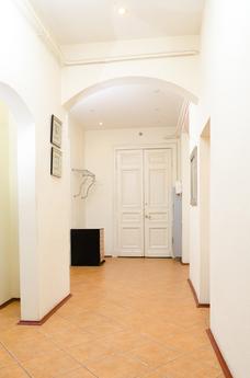 APARTMENT In Moscow railway station, Saint Petersburg - apartment by the day