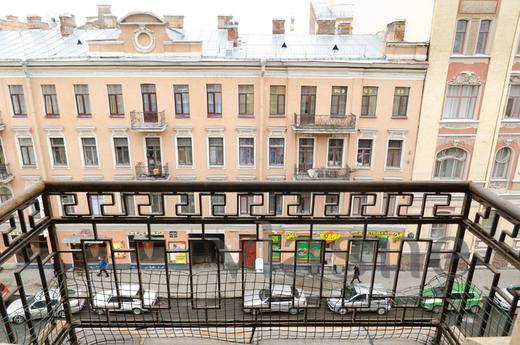 APARTMENT In Moscow railway station, Saint Petersburg - apartment by the day