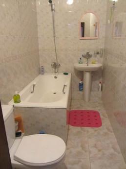 Spacious 3-bedroom apt-ra Center, Krasnodar - apartment by the day