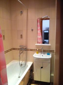 Luxury apartment close to Piskunova Str, Irkutsk - apartment by the day