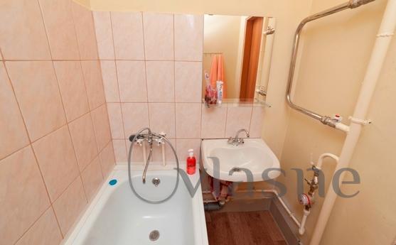 Apartment is next to Children Hospital, Yekaterinburg - apartment by the day