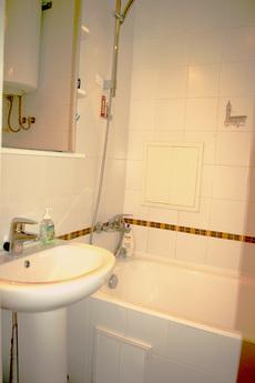 New, cozy kvartra in the city center, Novosibirsk - apartment by the day