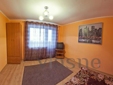 large comfortable apartment, Novosibirsk - apartment by the day