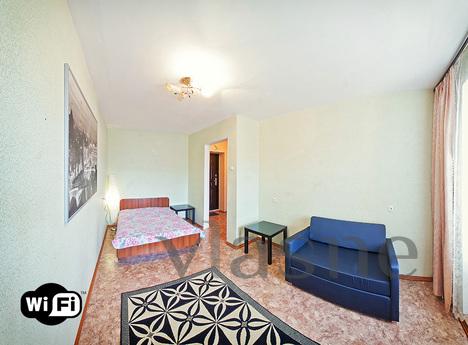 Cozy, clean and bright studio apartment within walking dista