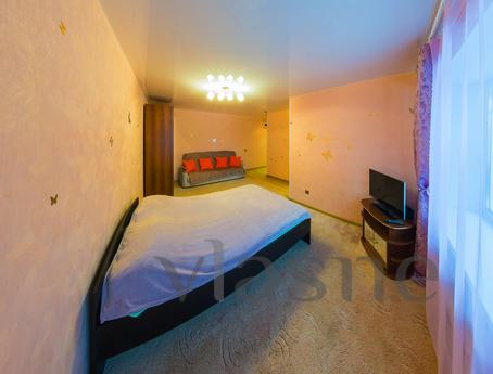 Titov Str for a day, a week, Novosibirsk - apartment by the day