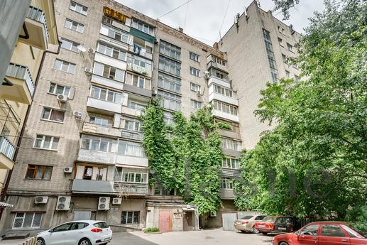 2-room apartment on Bolshaya Sadovaya, Rostov-on-Don - apartment by the day