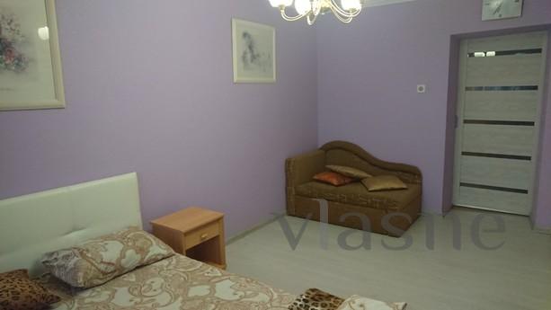 2-room apartment on Bolshaya Sadovaya, Rostov-on-Don - apartment by the day
