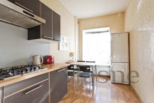 2kkv on Rubinstein 3, Saint Petersburg - apartment by the day