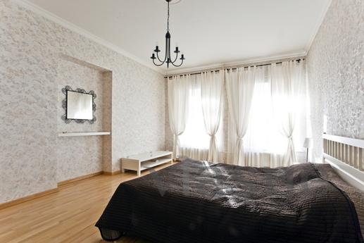 2kkv on Rubinstein 3, Saint Petersburg - apartment by the day