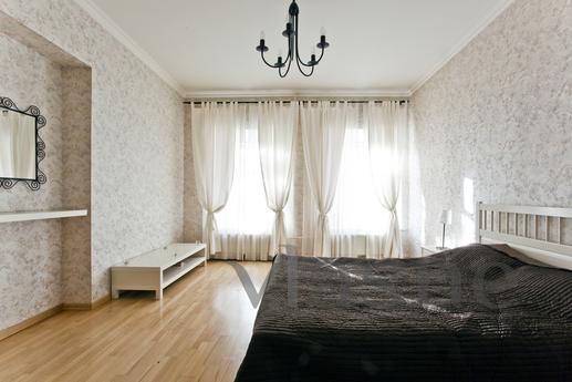 2kkv on Rubinstein 3, Saint Petersburg - apartment by the day