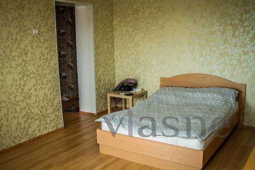 1 BR. NEAR METRO, CLOSE AKVOPARK, Yekaterinburg - apartment by the day