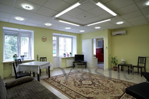 The apartments are a 5-minute walk from Uralmash Metro Stati