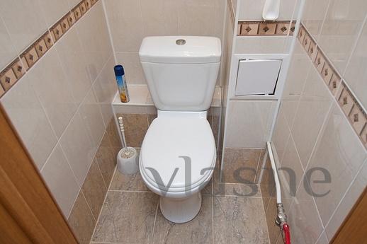 Chelyabinsk Molodogvardeitsev 39B, Chelyabinsk - apartment by the day