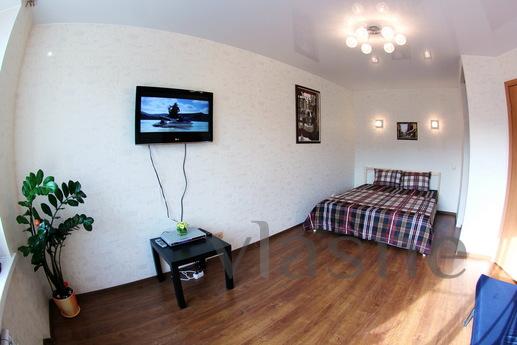 Euro repair, sleeps 4. 6/6 floor, brick building, no elevato