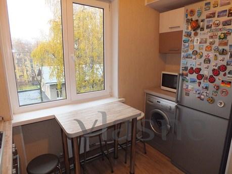 Great apartment near Novocherkassk pm, Saint Petersburg - apartment by the day