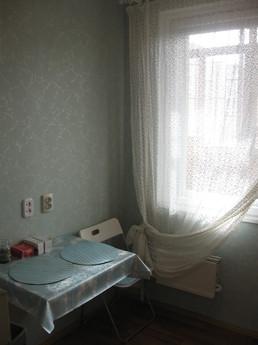 . Odneshka near the bus station with Wi-, Yekaterinburg - apartment by the day