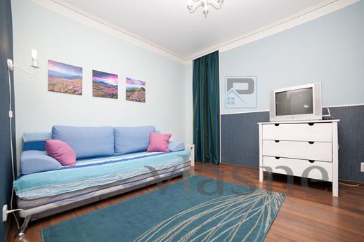 An oasis in the city center, Yekaterinburg - apartment by the day