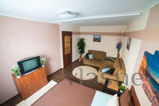 Warm apartment Shaumyana 86, Yekaterinburg - apartment by the day