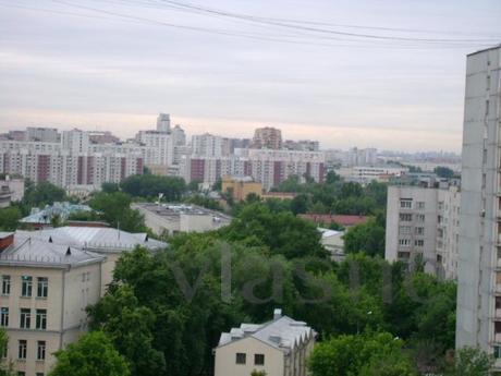 Cozy apartment with convenient location, Moscow - apartment by the day