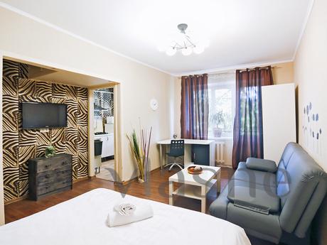 Cozy and comfortable apartment in the ce, Moscow - apartment by the day