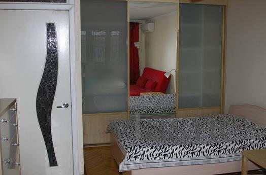 Daily, m.Polyanka, inexpensive!, Moscow - apartment by the day