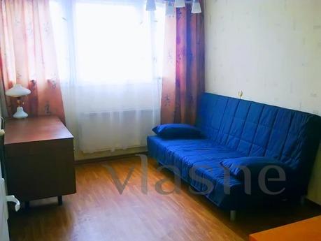 3 rooms apartment near metro Ozerki, Saint Petersburg - apartment by the day
