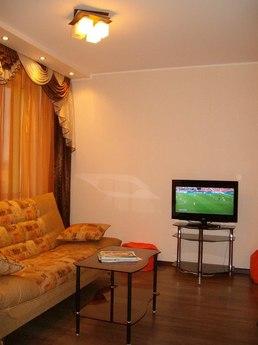 Dizaynepckaya kvaptipa studio in a luxur, Penza - apartment by the day