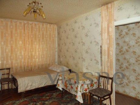 Clean apartment in a good location, Krasnodar - apartment by the day