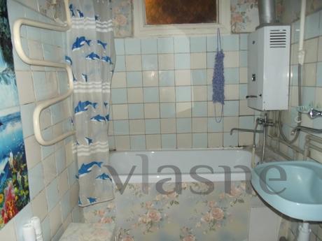 Clean apartment in a good location, Krasnodar - apartment by the day