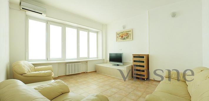 Leningrad Prospect 2, Moscow - apartment by the day