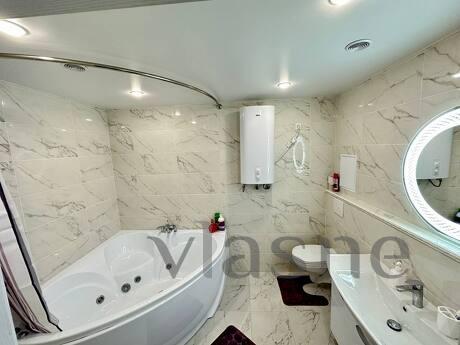1-apartment with JACUZZI, Penza - apartment by the day
