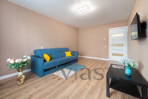 Bright and modern apartment in the cente, Perm - apartment by the day
