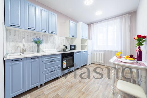 Bright and modern apartment in the cente, Perm - apartment by the day