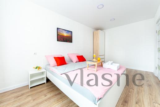 Bright and modern apartment in the cente, Perm - apartment by the day