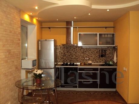 CLASS LUXURY APARTMENT ON THE HOUR-DAY, Yekaterinburg - apartment by the day