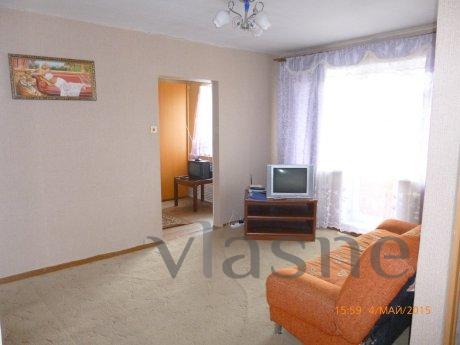 2-bedroom apartment on the jakov, Tyumen - apartment by the day