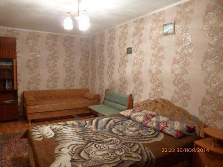 1-bedroom apartment of 189, Tyumen - apartment by the day