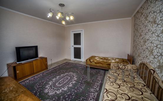 Daily street Nikolaev, 87, Смоленск - апартамент за нощувки
