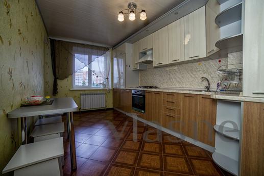 Daily Ak street. Petrova, 16, Смоленск - апартамент за нощувки
