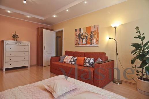 2-bedroom apartment on Smolenskaya (103), Moscow - apartment by the day