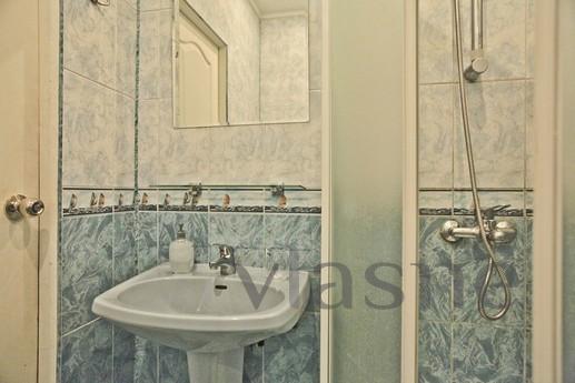 2-bedroom apartment on Smolenskaya (103), Moscow - apartment by the day