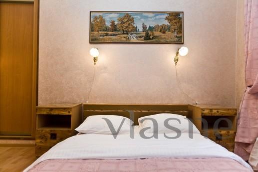Spacious 2-bedroom apartment (142), Moscow - apartment by the day