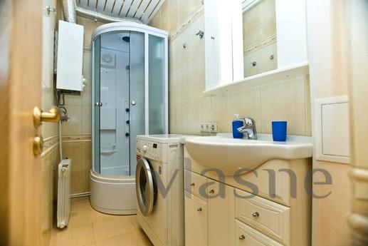 Spacious 2-bedroom apartment (142), Moscow - apartment by the day