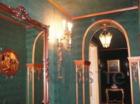 2 m in the center with a swimming pool,, Saint Petersburg - apartment by the day